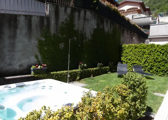 Isabellavista - Mezzegra, Tremezzina By Lovecomo * トレメッツォ