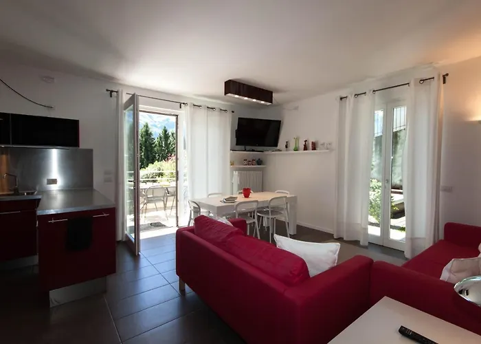 Isabellavista - Mezzegra, Tremezzina By Lovecomo